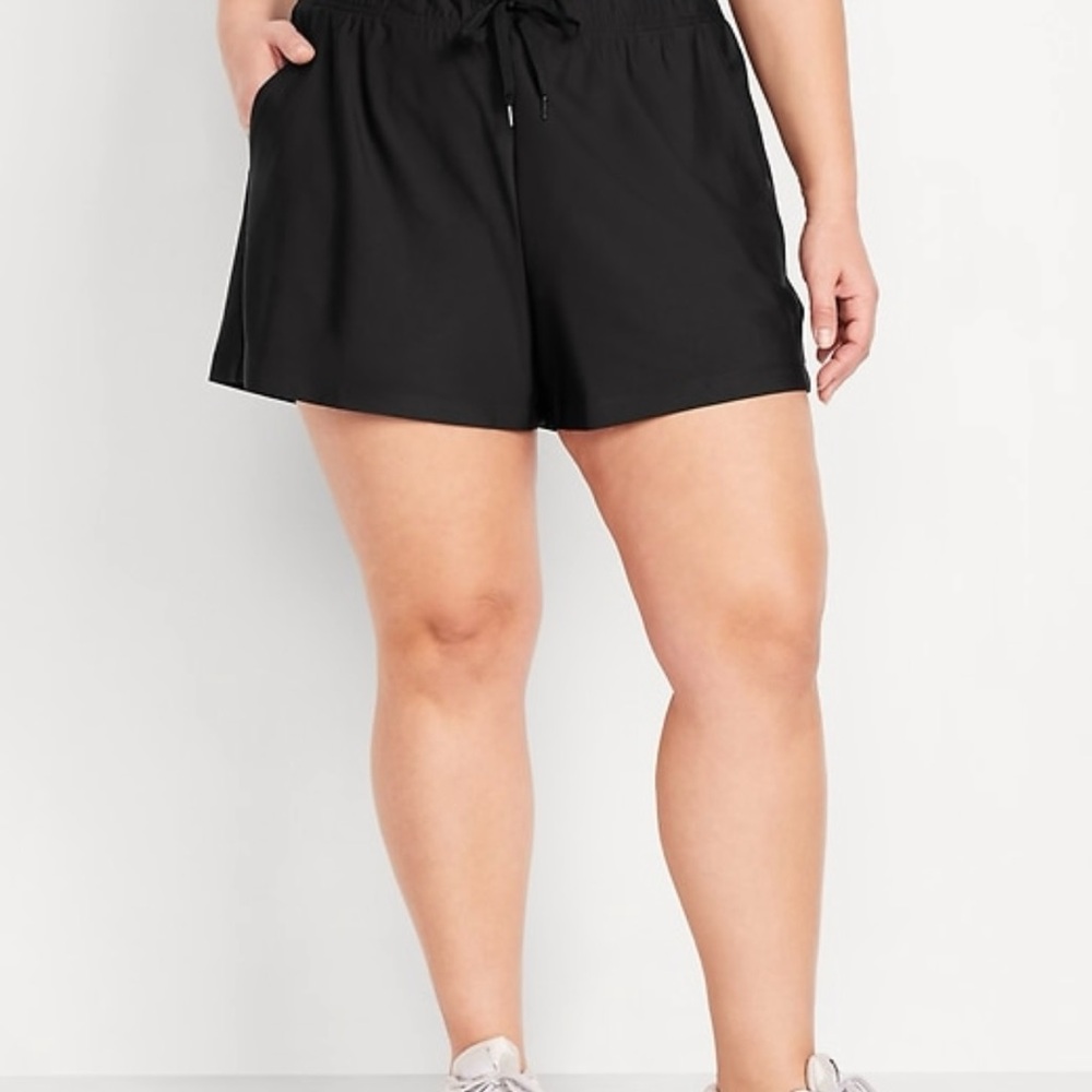 NWT old navy black power soft shorts 2x